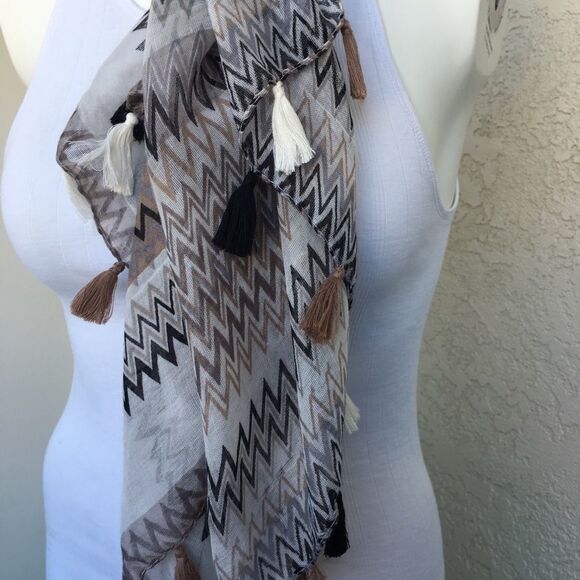 37”x72” Chevron Design Beige and Browns Scarf - Picture 2 of 6